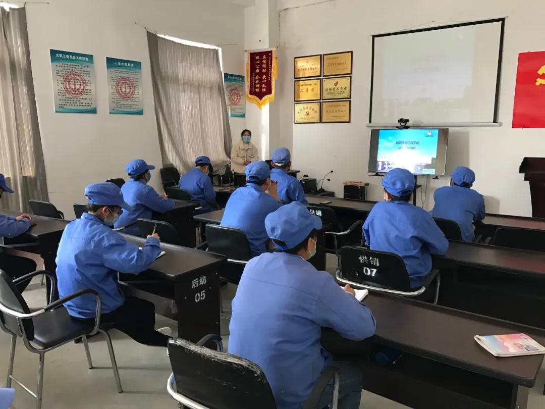 為企業(yè)、工廠等復工人員聚集地?開展疫情健康防護知識培訓