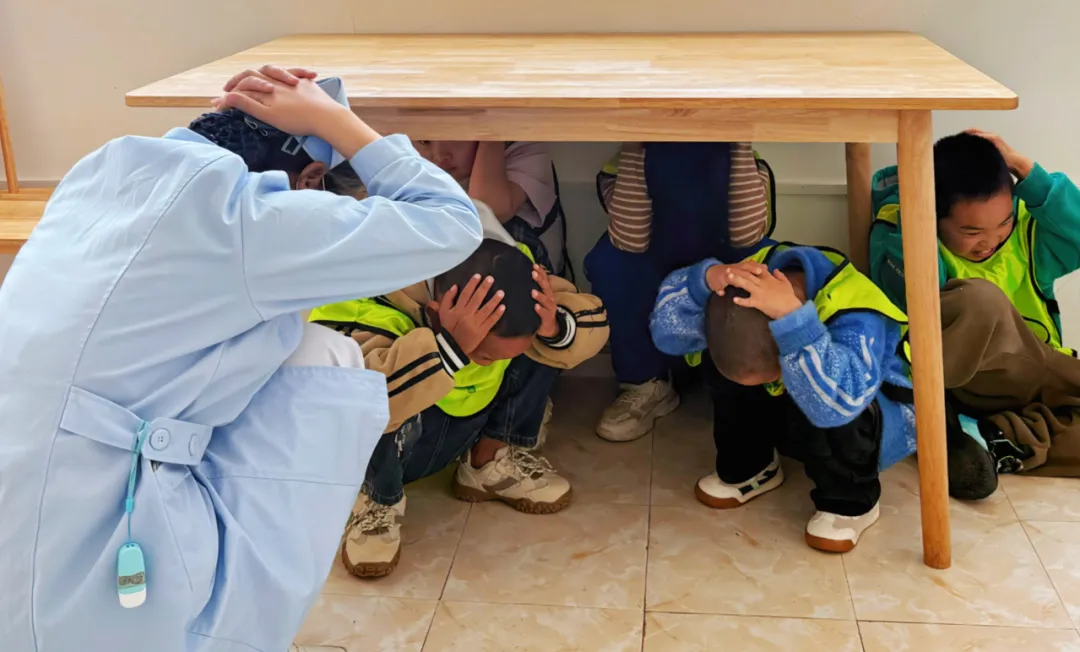 以練筑防，臨